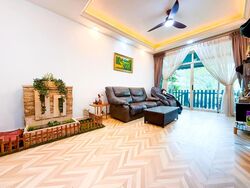 Woodgrove Condominium (D25), Condominium #525466031